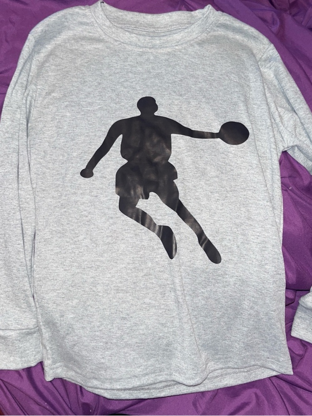 SHEIN Gray Long Sleeve Tee with Black Basketball Silhouette